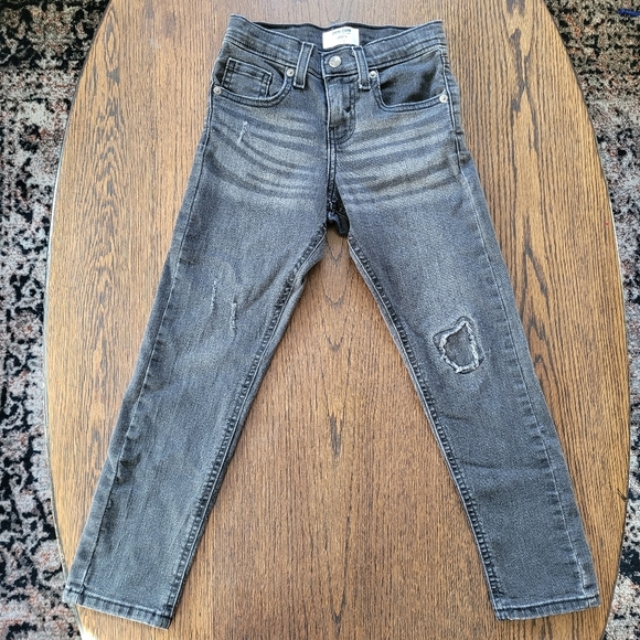 Denizen From Levi's Taper Distressed Gray Jeans Size Boy's 7 Regular - Picture 3 of 10
